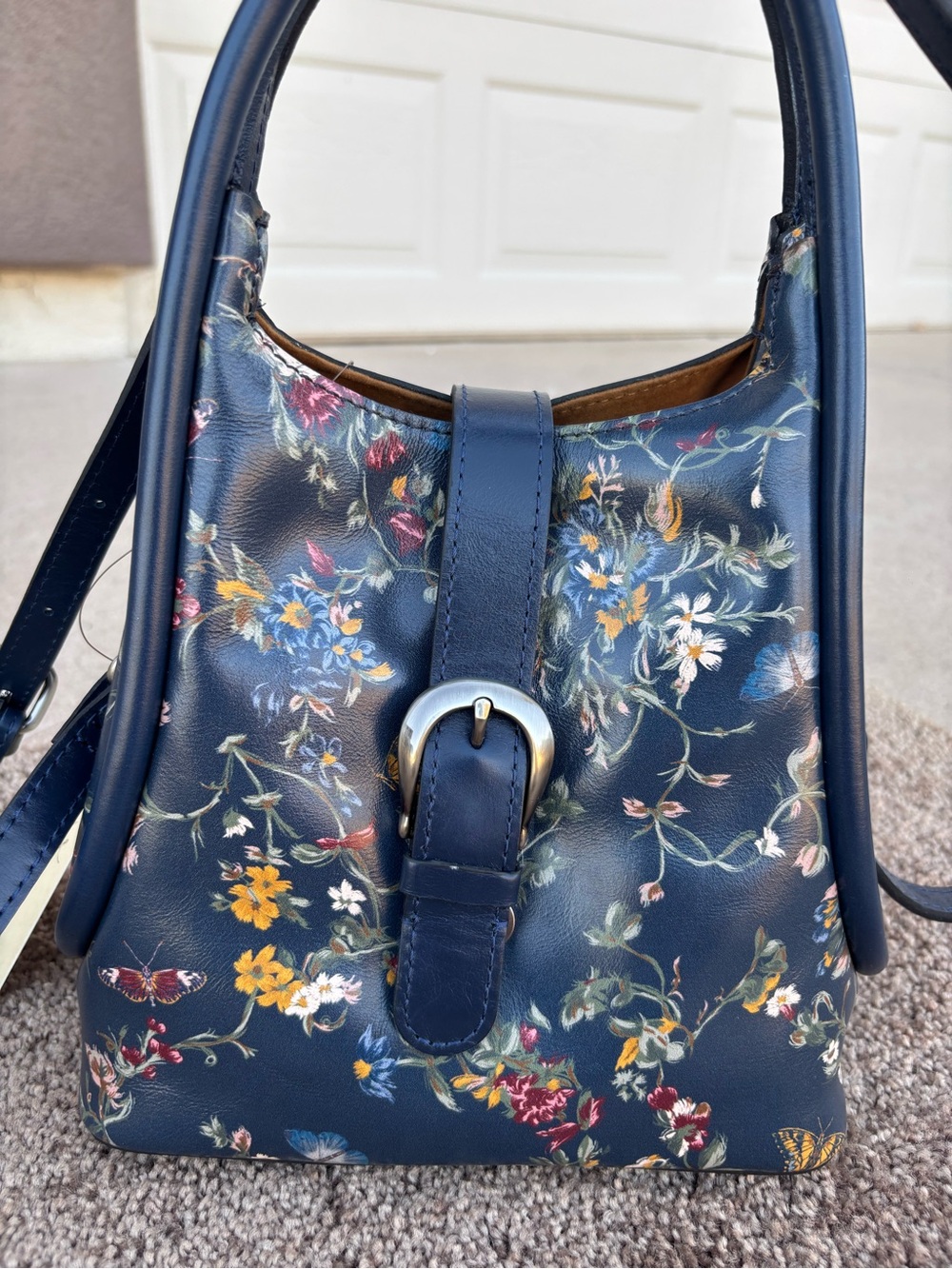 NWT Patricia Nash Navy Floral Leather Shoulder Bag.Halina style
